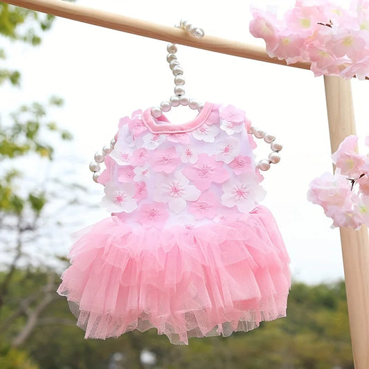 Vestido Floral para Cães de Pequeno e Médio Porte – Roupa Pet Leve e Respirável