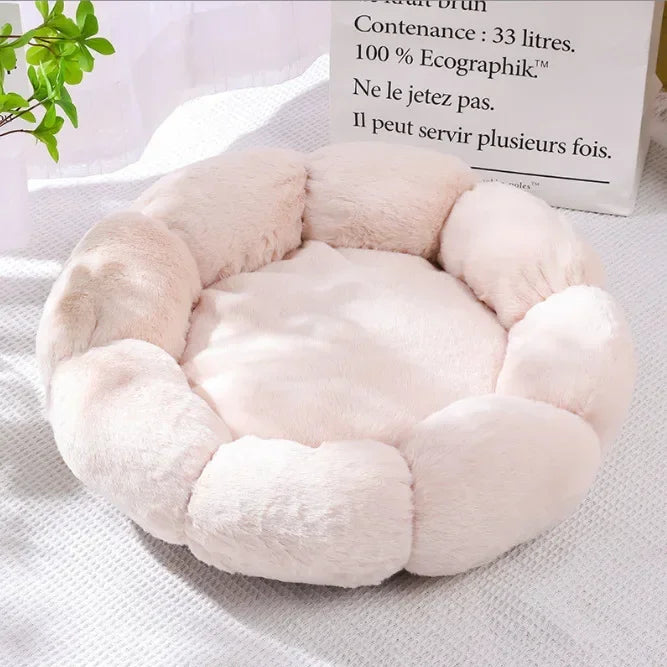 Cama Pet Formato Flor – Uso Interno e Externo, Ideal para Inverno, Cães e Gatos