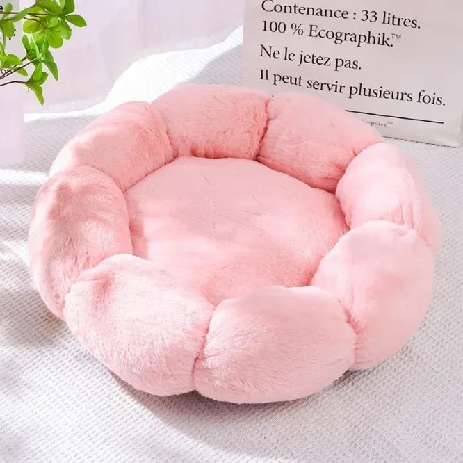 Cama Pet Formato Flor – Uso Interno e Externo, Ideal para Inverno, Cães e Gatos